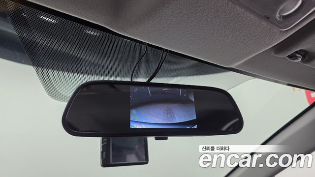 Toyota Prius 2019 — photo 23