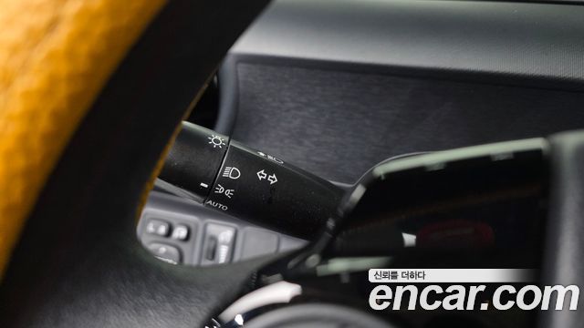 Toyota Prius 2019 — photo 29