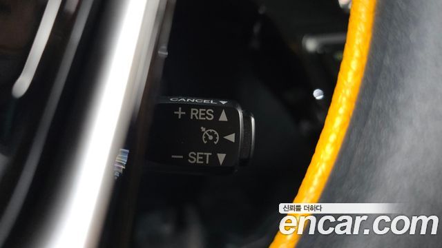 Toyota Prius 2019 — photo 31