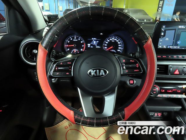Kia K3 2019 — photo 10