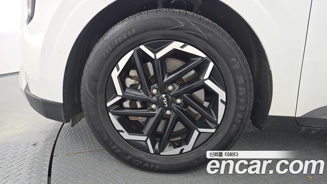 Kia Canival 2025 — photo 5
