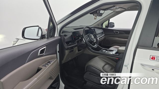 Kia Canival 2025 — photo 13