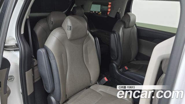 Kia Canival 2025 — photo 17