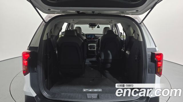 Kia Canival 2025 — photo 24