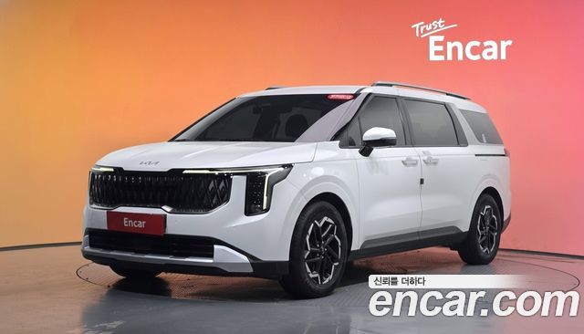 Kia Canival 2025 — photo 1