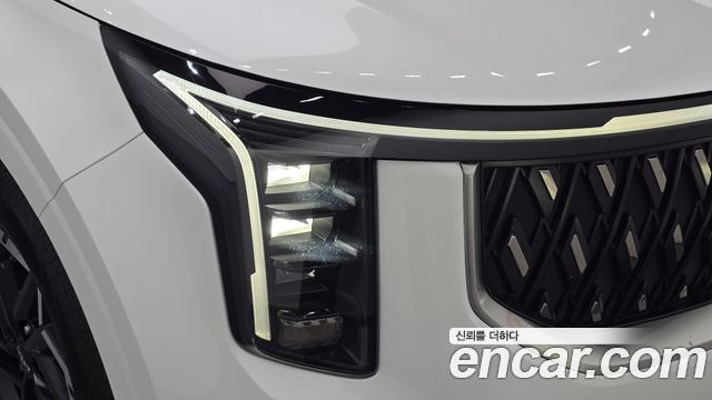 Kia Canival 2025 — photo 8