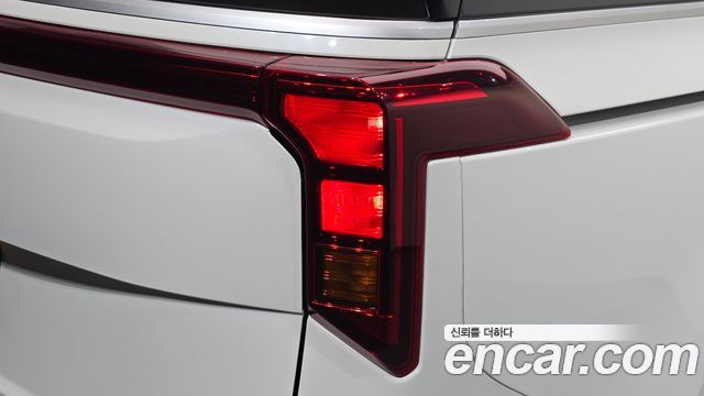 Kia Canival 2025 — photo 9