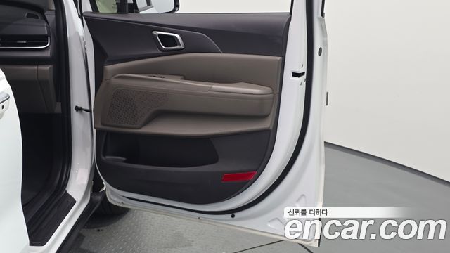 Kia Canival 2025 — photo 15