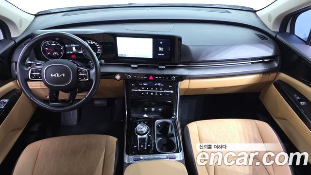 Kia Canival 2023 — photo 10