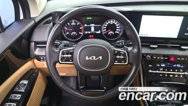 Kia Canival 2023 — photo 20
