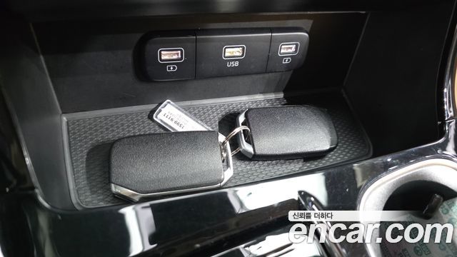 Kia Canival 2023 — photo 22