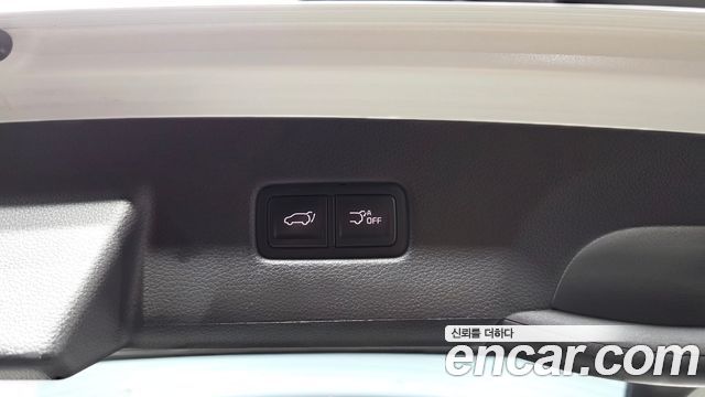 Kia Canival 2023 — photo 23