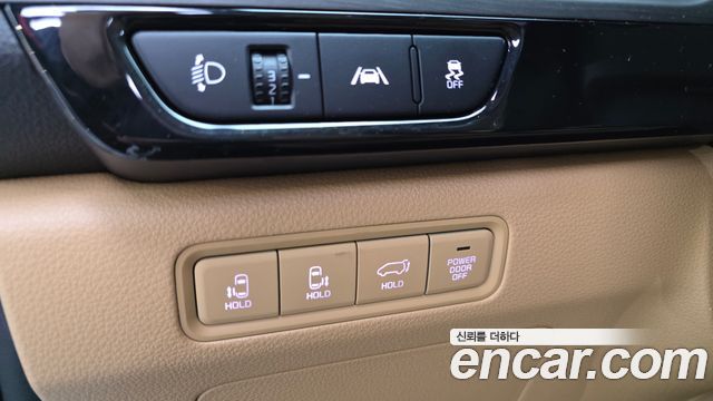 Kia Canival 2023 — photo 27