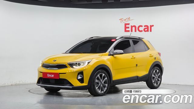 Kia Stonic 2018 — photo 1