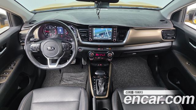 Kia Stonic 2018 — photo 10