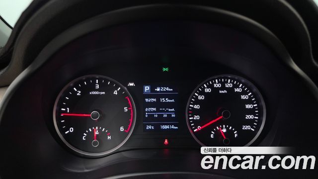 Kia Stonic 2018 — photo 11
