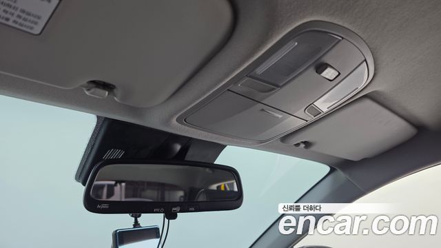 Kia Stonic 2018 — photo 27