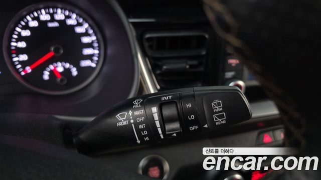 Kia Stonic 2018 — photo 28