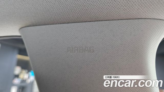 Kia Stonic 2018 — photo 30