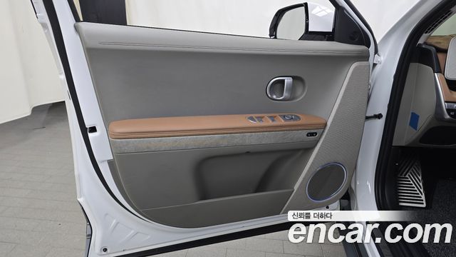 Hyundai Ioniq5 2022 — photo 14