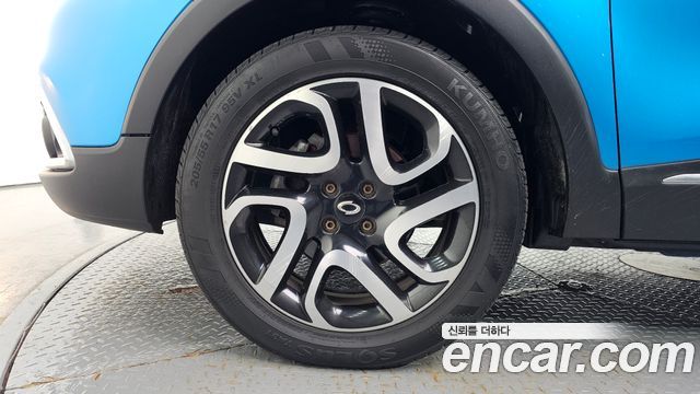 Renault Korea QM3 2017 — photo 5