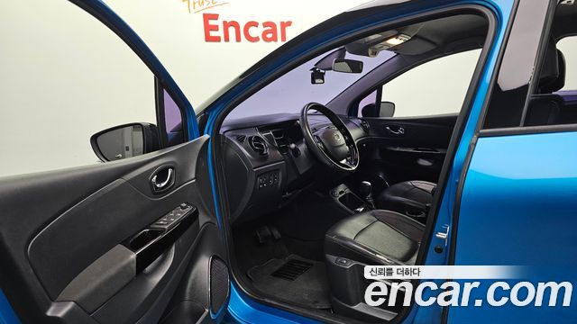 Renault Korea QM3 2017 — photo 10