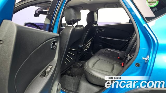 Renault Korea QM3 2017 — photo 11