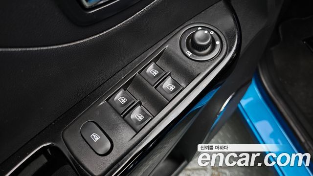 Renault Korea QM3 2017 — photo 13