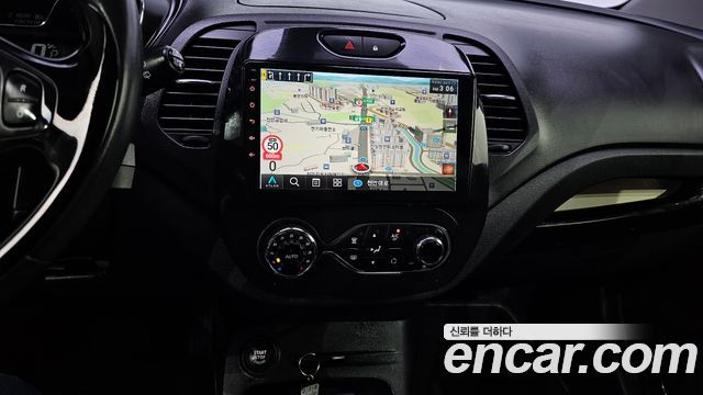 Renault Korea QM3 2017 — photo 16