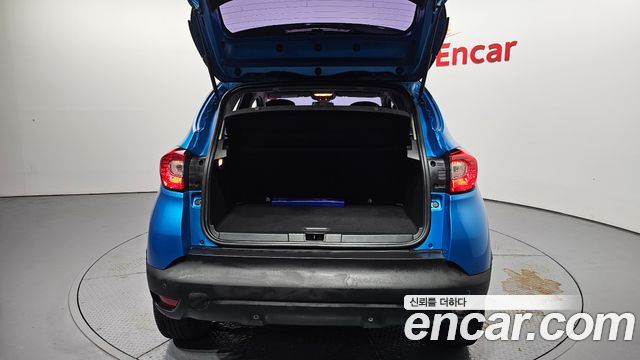 Renault Korea QM3 2017 — photo 20