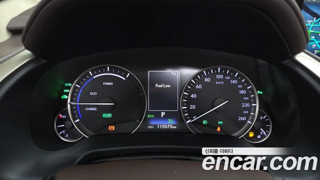 Lexus RX 2016 — photo 8