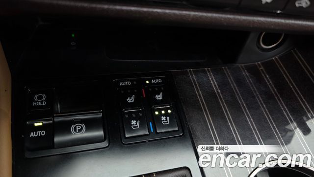 Lexus RX 2016 — photo 18