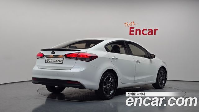Kia K3 2018 — photo 2
