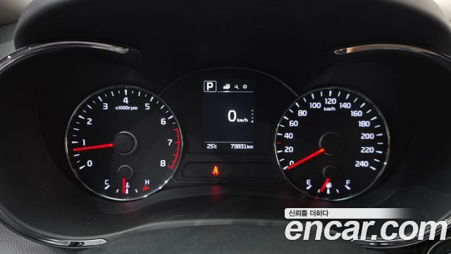 Kia K3 2018 — photo 11