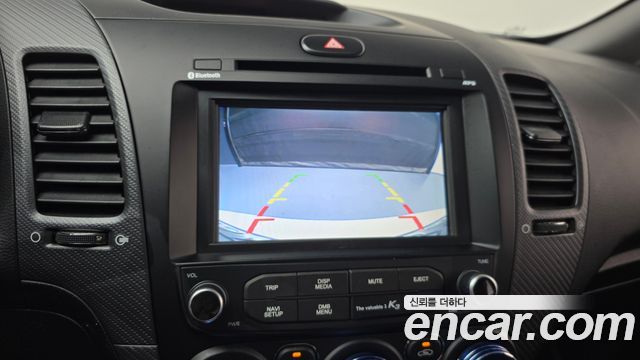 Kia K3 2018 — photo 20