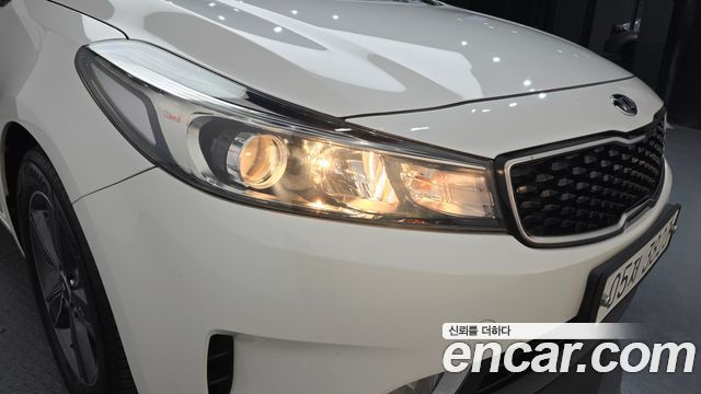 Kia K3 2018 — photo 8