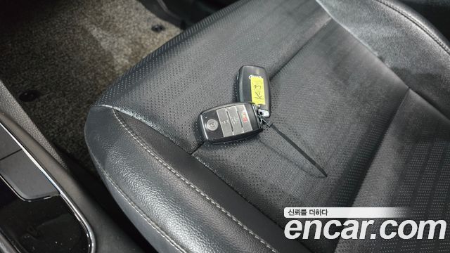 Kia K3 2018 — photo 28