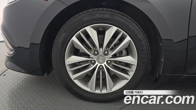 Hyundai Grandeur 2017 — photo 5