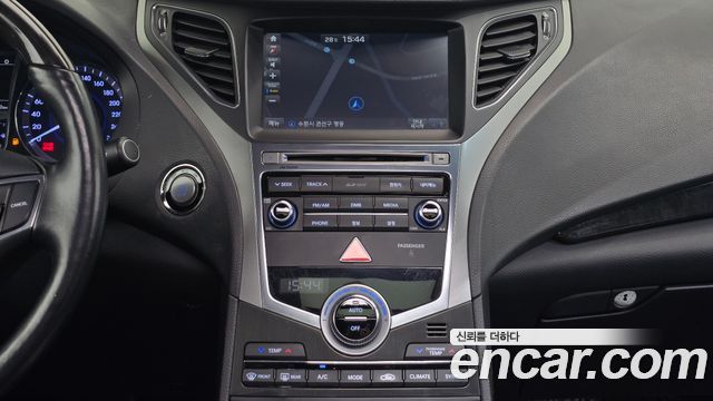 Hyundai Grandeur 2017 — photo 32