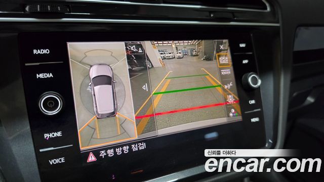 Volkswagen Tiguan 2020 — photo 14