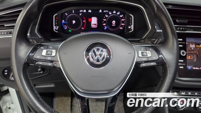 Volkswagen Tiguan 2020 — photo 15