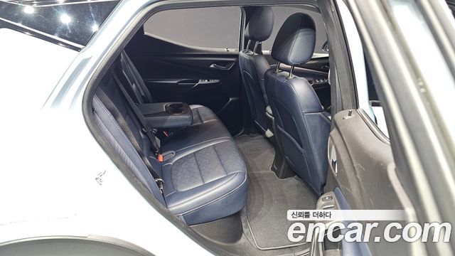 Chevrolet Korea 볼트 EUV 2022 — photo 17