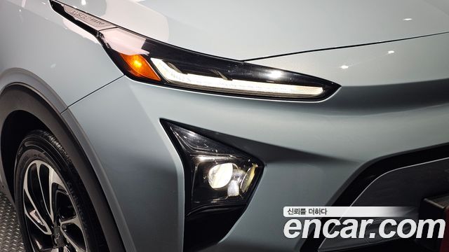 Chevrolet Korea 볼트 EUV 2022 — photo 8