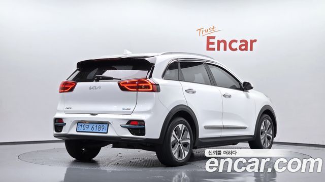 Kia Niro 2022 — photo 2