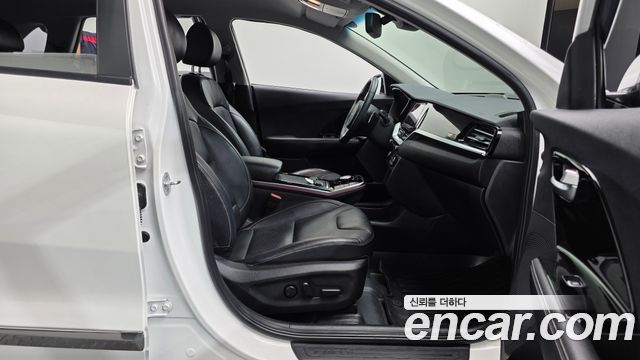 Kia Niro 2022 — photo 16