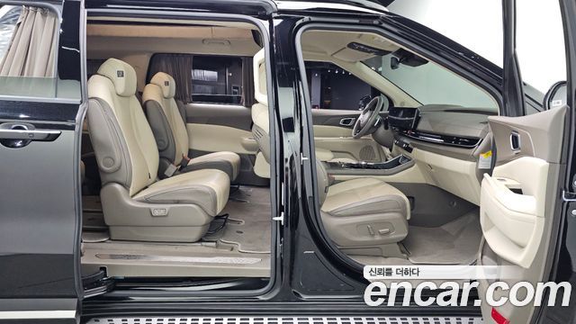 Kia Canival 2025 — photo 11