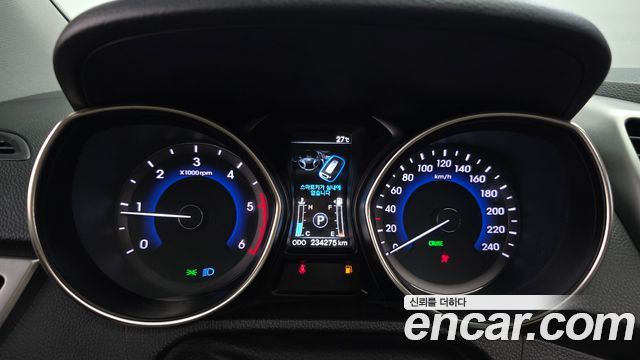 Hyundai i30 2012 — photo 8
