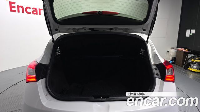 Hyundai i30 2012 — photo 20