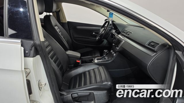 Volkswagen CC 2015 — photo 11