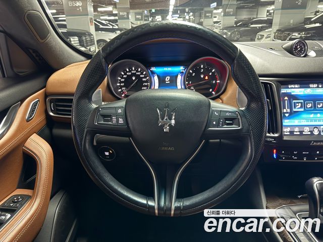 Maserati Levante 2017 — photo 8